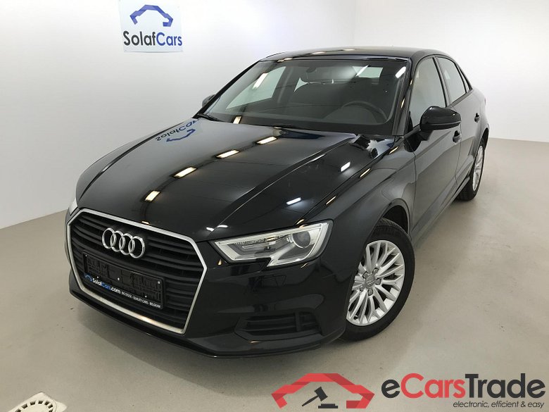 Audi A3 Limousine 1.6TDI Xenon Navi PDC Klima #1