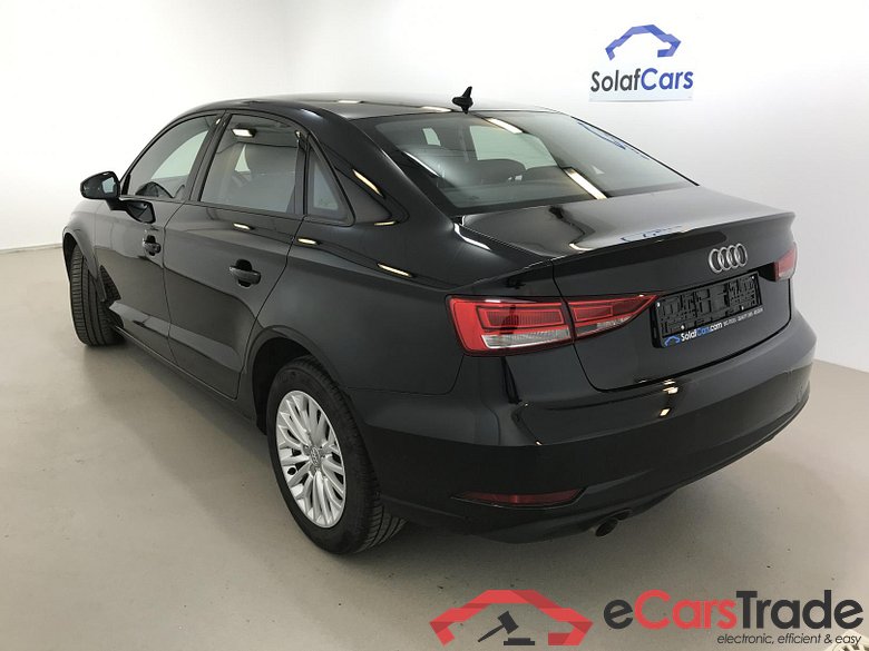 Audi A3 Limousine 1.6TDI Xenon Navi PDC Klima #4