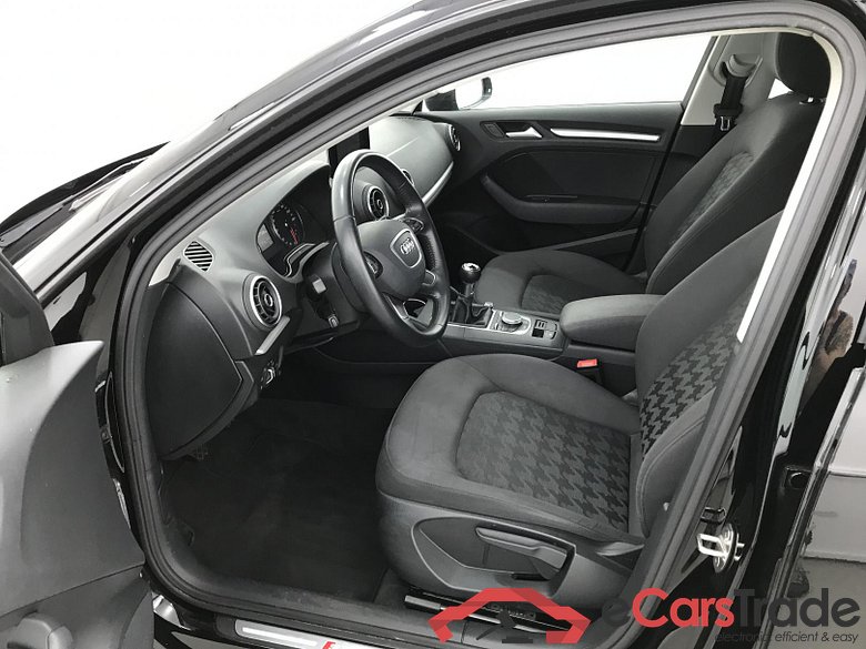 Audi A3 SB 1.6 TDI S-Line Xenon Navi Klima #5