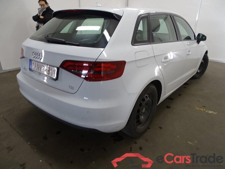 AUDI A3 SB 1.6 TDi 110Hp S-tronic Attraction Eur6 Navi Klima PDC ... #4