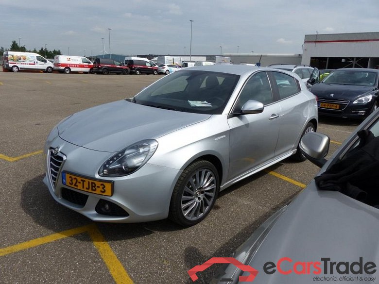 Giulietta 2.0 JTDm Distinctive 140Hp Sport Leder Navi BOSE ... #1