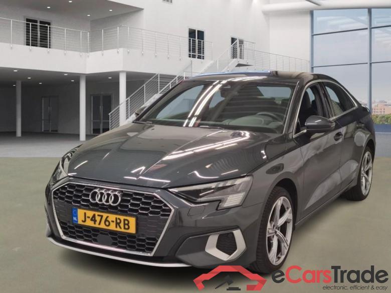 AUDI A3 Limousine 35 TFSI edition one #1