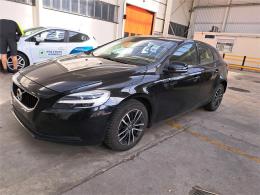 VOLVO V40 2.0 D2 Black Edition AdBlue (EU6d-TEMP)