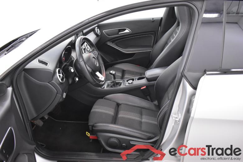 Mercedes CLA 180 d SB Urban Pano LED-Xenon Navi 1/2 Sport-Leather Camera KeylessGo Klima ... #5
