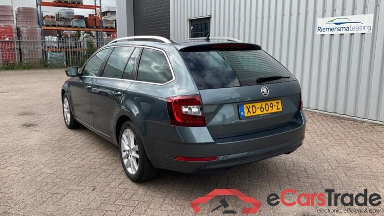 SKODA OCTAVIA COMBI 1.0tsi greentech style business 85kW  #3
