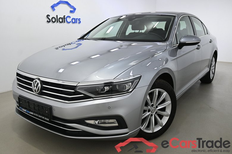 Volkswagen Passat 1.6 TDi Aut. Facelift LED-Xenon Virtual Navi Sport-Seats KeylessGo Camera KeylessGo Klima PDC ... #1