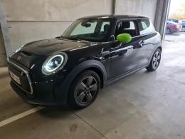 MINI - COOPER SE 184PK Connected Nav & Comfort Pack Plus & Heated Sport Seats & Steering Wheel & Driving Assistant & Comfort Access & PDC Rear With Camera * ELECTRIC *