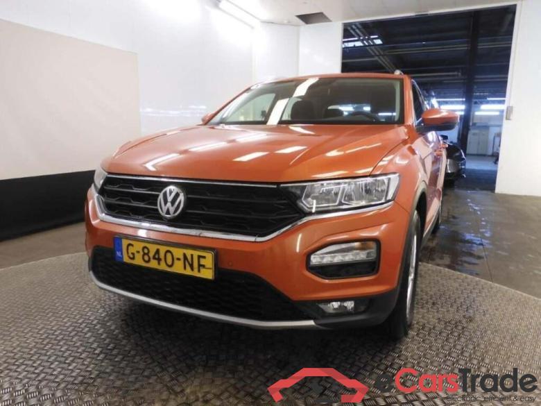 VOLKSWAGEN T-Roc 1.5 T #1