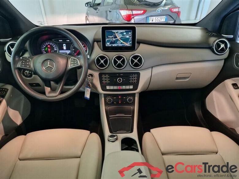 MERCEDES-BENZ CLASSE B 2014 B 180 D AUTOMATIC EXECUTIVE #3