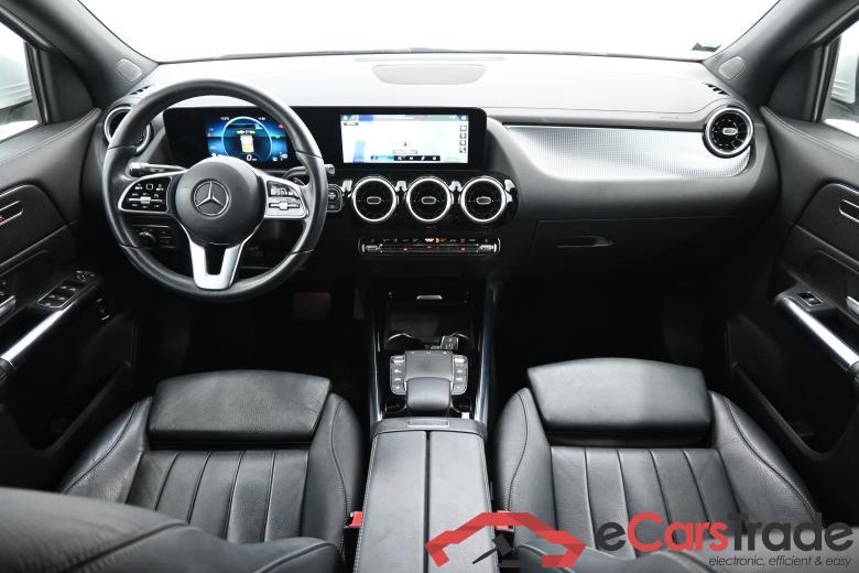 Mercedes GLA 200 d Aut. Widescreen LED Navi Sport-Leather Camera Klima PDC ... #6