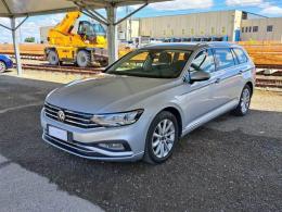 Volkswagen 28 VOLKSWAGEN PASSAT / 2019 / 5P / STATION WAGON VAR. 2.0TDI SCR EVO 90KW BUSINESS DSG