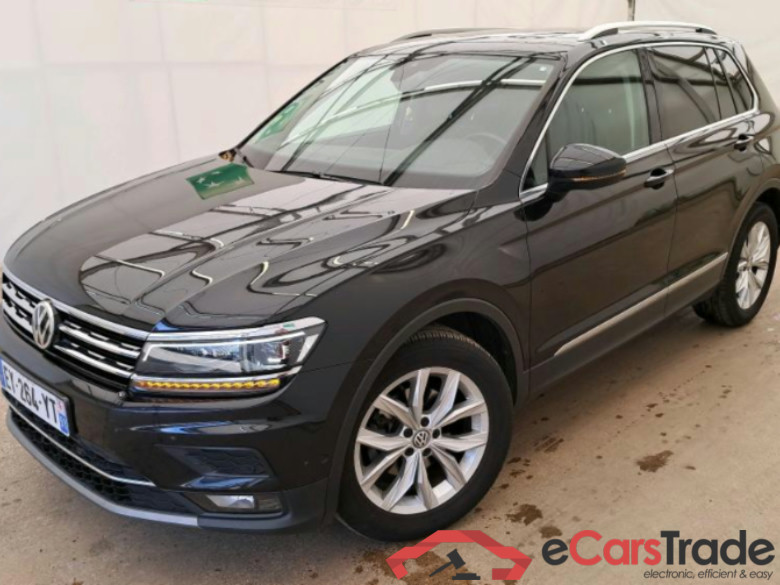 Volkswagen Tiguan 2.0 TDI Highline Aut. Pano Virtual LED-Xenon 1/2 Sport-Alcantara Navi KeylessGo Klima PDC ... #1