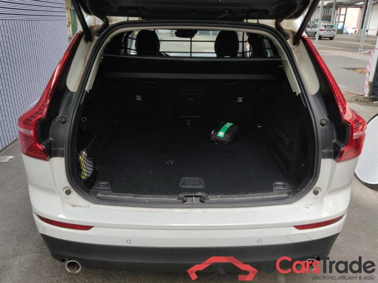 Volvo XC60 ´17 XC60 Momentum Pro AWD 2.0 B4 145KW AT8 E6dT #1