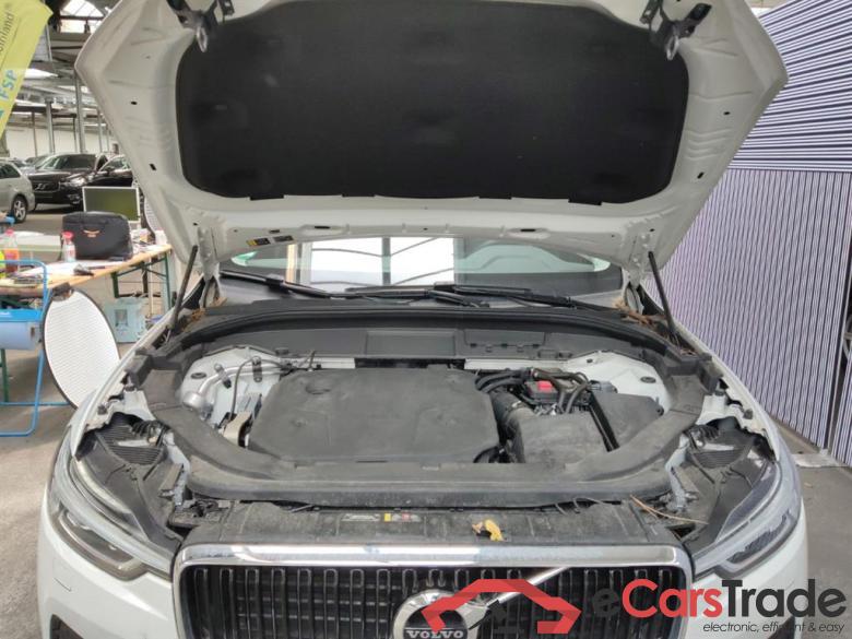 Volvo XC60 ´17 XC60 Momentum Pro AWD 2.0 B4 145KW AT8 E6dT #5