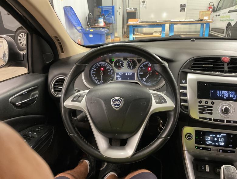 Lancia Delta GOLD 1.6jtd Multijet Leather Klima PDC ... #5