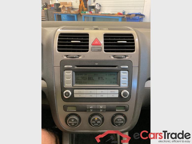 VOLKSWAGEN Golf Golf 1.6i 16v FSI Comfortline #5