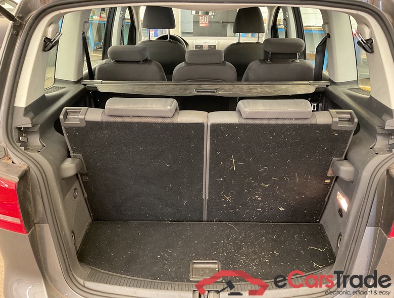 VOLKSWAGEN Touran Touran    Trendline 1.2 TSI  77 kW (105 ch) 6 vitesses manuel #5