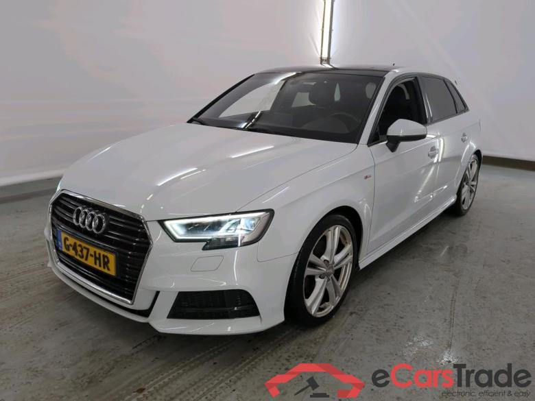 AUDI A3 Sportback 12-19 Audi A3 Sportback 35 TFSI S tronic Advance Sport 5d #1