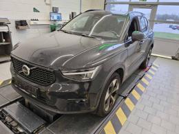 VOLVO XC 40 (2017->) DE - SUV5 B4 2WD EU6d, Plus Dark (EURO 6d), (Facelift) 2022 - 2024