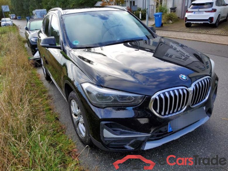 BMW X1 ´15 Baureihe X1 sDrive 18 d xLine 2.0 110KW AT8 E6d #2