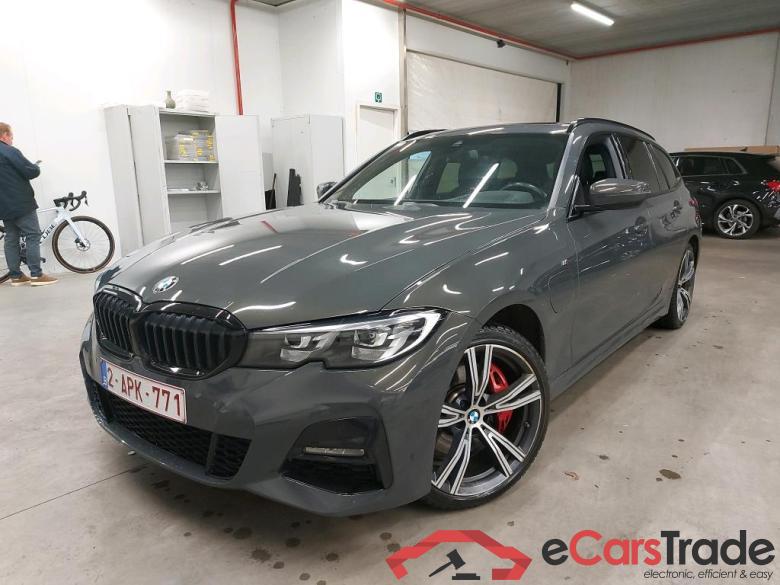 BMW - BMW 3 TOURING 330e 292PK M Sport Pack Travel & Business Plus Pack & Heated Merino Seats & Head Up & Trailer Towing Hook   * HYBRID * #1