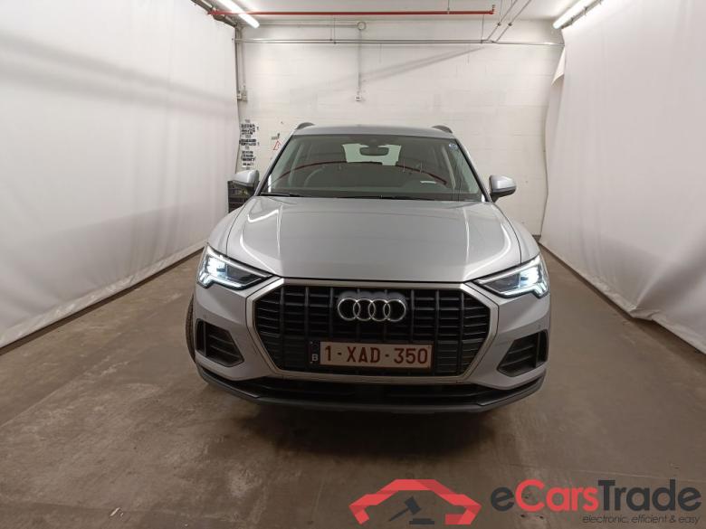 Audi Q3 35 TDI S Tronic Business Edition 5d #1