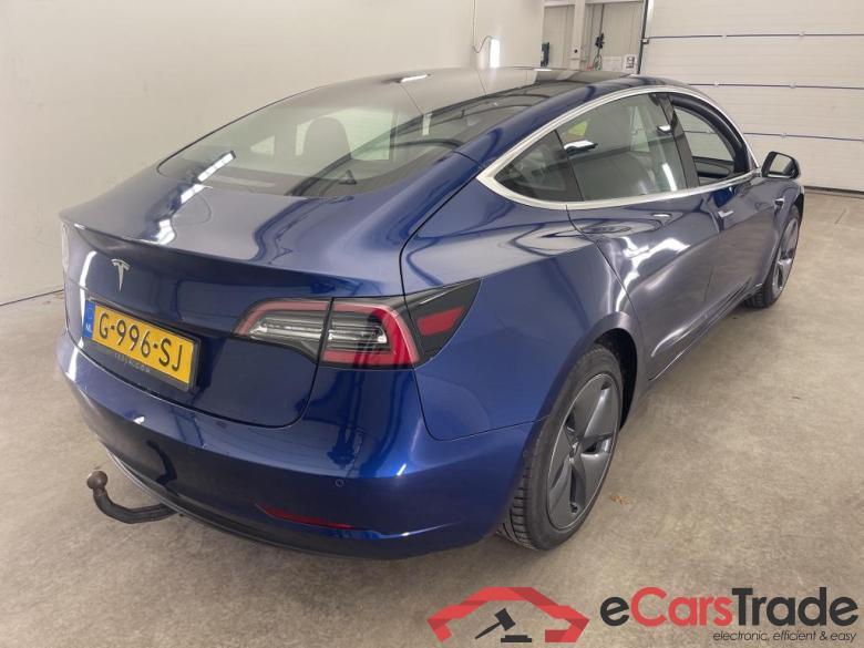 Tesla Model 3 '18 BEV Tesla Model 3 Standard Range Plus RWD 4d #2