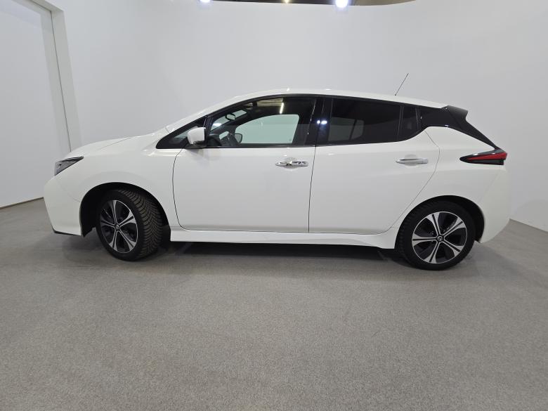 Nissan Leaf N-Connecta e+ 62kWh Navi KeylessGo Camera Klima PDC ... #2