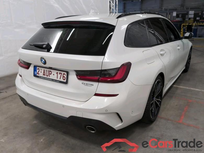 BMW 3 SERIES TOURING 2.0 318IA (115KW) AUTO TOURING Business Plus Model M Storage Mirror #5