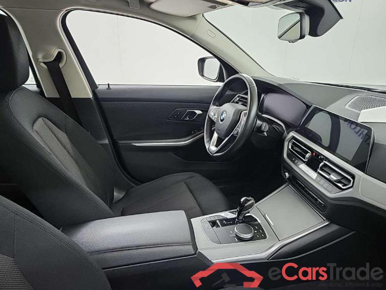 BMW 3 Serie Sedan 318iA Business Edition 4D 115kW #6