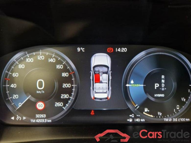 Volvo 228 VOLVO XC40 / 2017 / 5P / SUV T5 PLUG-IN HYBRID AUTO RECH INSCRIP EXPR #4