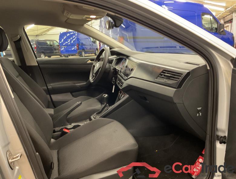 VOLKSWAGEN Polo Polo Trendline 1.0 59 kW (80 ch) 5 vitesses manuel #4