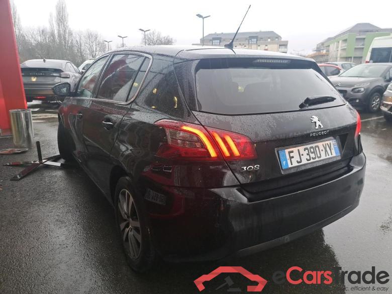 Peugeot Puretech 130 S&S Allure 308 Allure 1.2 PureTech 130CV BVM6 E6d #2