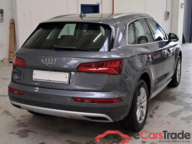 Audi 127 AUDI Q5 / 2016 / 5P / SUV 50 TFSI E BUSIN. DESIGN QUATTRO S TRONIC #2