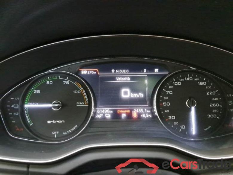 Audi 127 AUDI Q5 / 2016 / 5P / SUV 50 TFSI E BUSIN. DESIGN QUATTRO S TRONIC #4