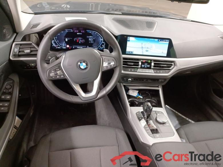 BMW 3 Reeks Berline 330e (215 kW) 4d #6
