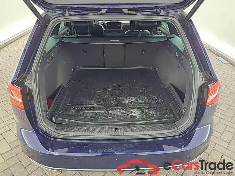 VOLKSWAGEN Passat Variant 1.5 TSI 7-DSG Highline Business R 5D 110kW #5