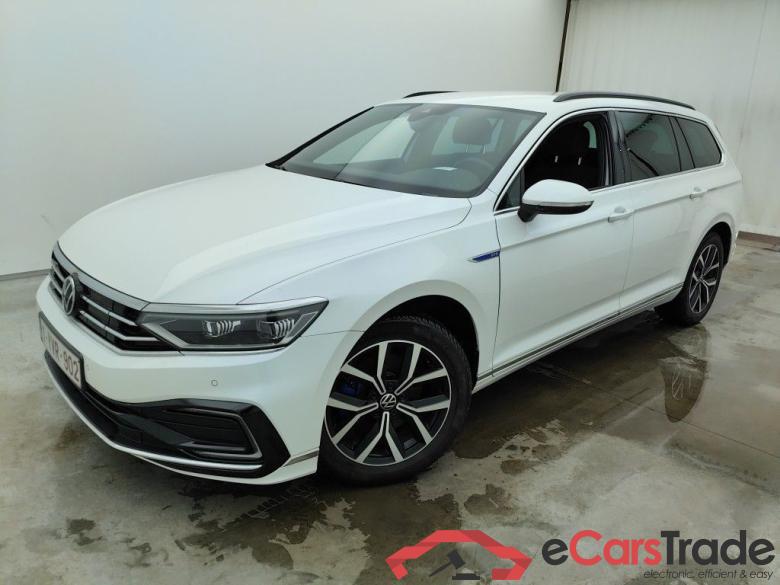 Volkswagen Passat Variant 1.4 TSI DSG6 GTE Business 5d #4