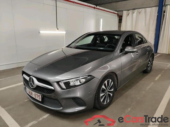 Mercedes A-Klasse Limousine A-Klasse Limousine A 180 d DCT Business Solution 85kW/116pk  4D/P Auto-7 #1