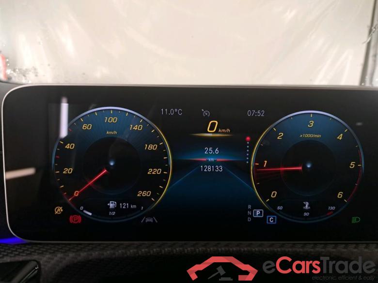 Mercedes A 180 d Business Line 7G-DCT MERCEDES-BENZ Classe A Berline / 2018 / 4P / Berline A 180 d Business Line 7G-DCT #6