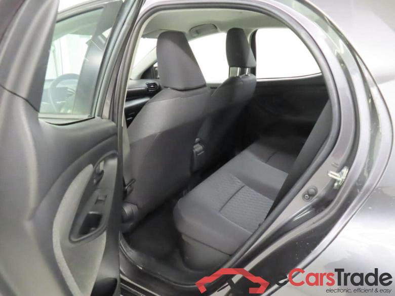 TOYOTA Yaris 1.5 Hyb. Dynamic #6