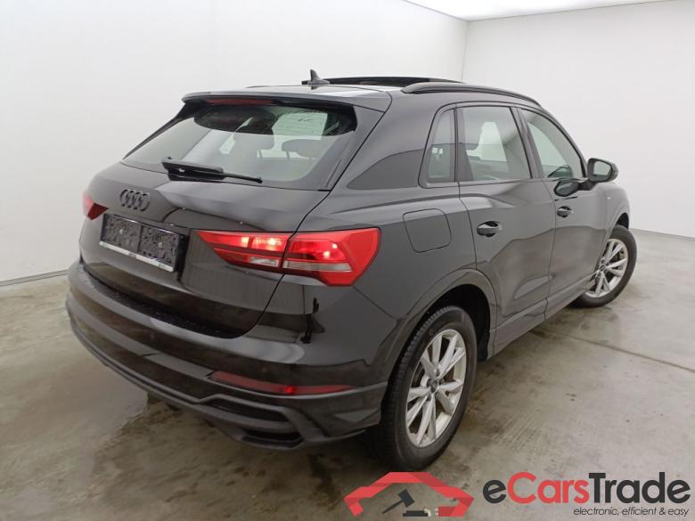 Audi Q3 45 TFSI e S tronic S Line 5d #5