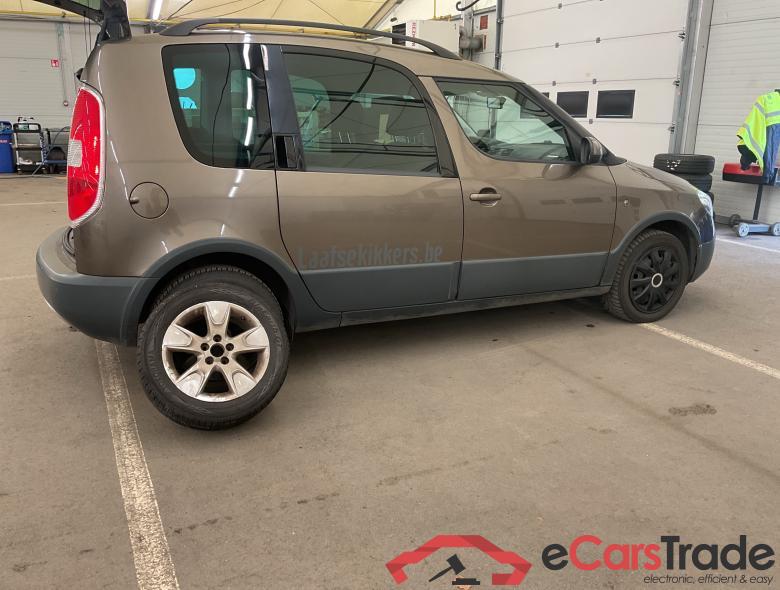 SKODA Roomster Roomster 1.6 CR TDi Ambition DPF #5