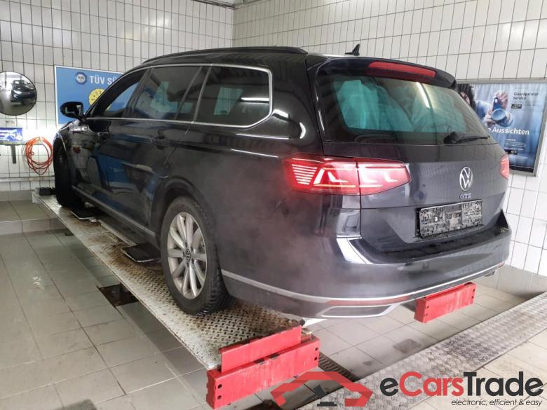 Vw GTE Passat Variant #3