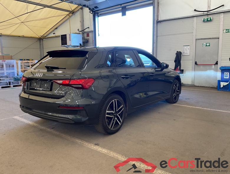 AUDI A3 Sportback Audi A3 Sportback Attraction 30 TFSI  81(110) kW(ch) 6 vitesses #2