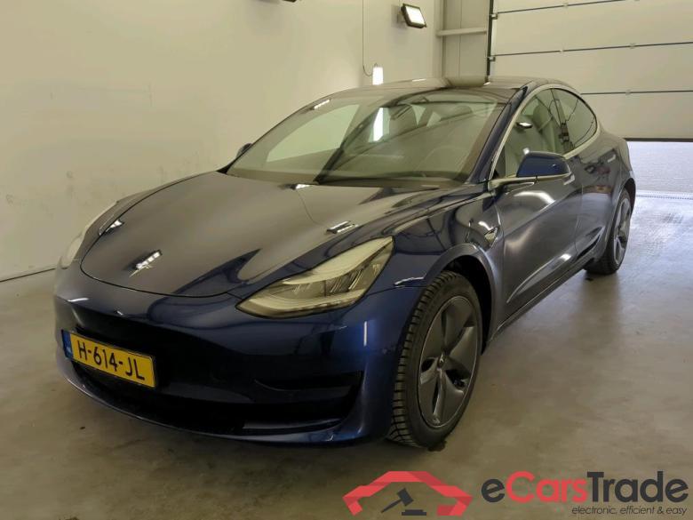 Tesla Model 3 '18 BEV Tesla Model 3 Standard Range Plus RWD 4d #1