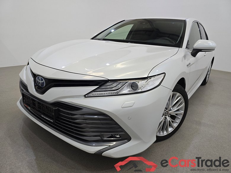 Toyota Camry 2.5 E-CVT Hybrid 218Hp Premium Aut. Xenon Navi Leather KeylessGo Camera Klima PDC ...