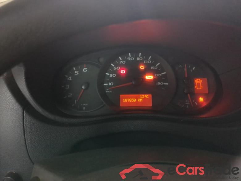 Nissan L3H2 2.3 DCI TT 170 S/S 3500 N-Connecta NISSAN NV400 VU 4p Fourgon L3H2 2.3 DCI TT 170 S/S 3500 N-Connecta #6