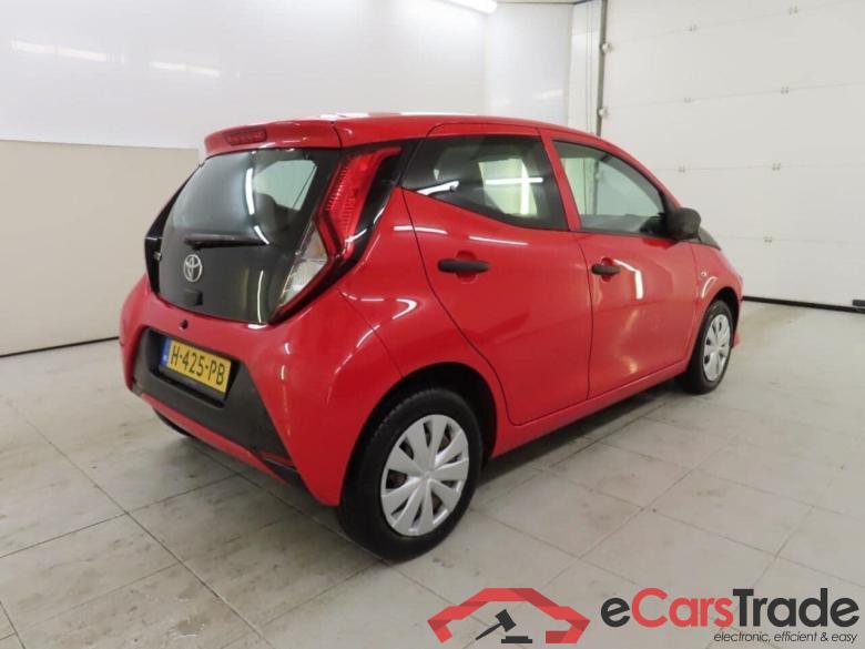 TOYOTA Aygo 1.0 VVT-i x-fun #4