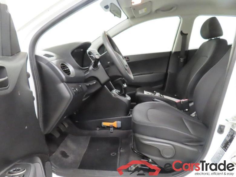 HYUNDAI i10 1.0i Comfort #3